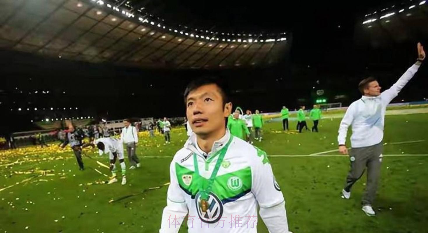 国安发布蒙哥马利亮相纪录，张稀哲主动展示当年铲倒他视频