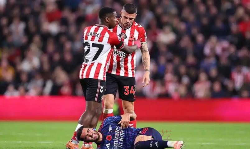 英超变天？2黑马挤掉曼联切尔西进前6！阿森纳笑疯 争冠2对手不胜